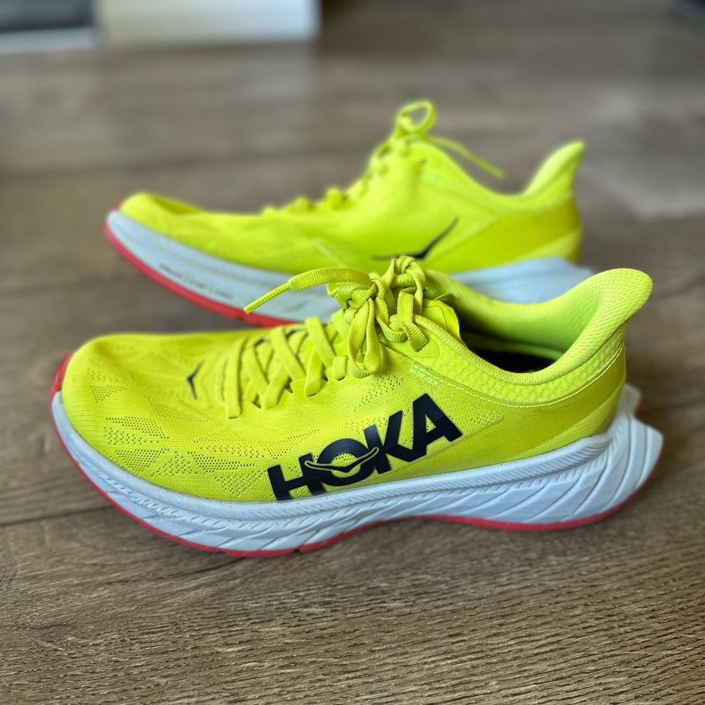 Hoka One One Women’s Carbon X2 Running Shoes Yellow - RARE SIZE US7B
